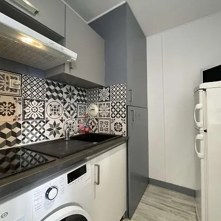 3 Pieces Avec Parking, Proche Commerces & Transports - 6 Couchages, La Rochelle - Fr-1-246-624 Διαμέρισμα *